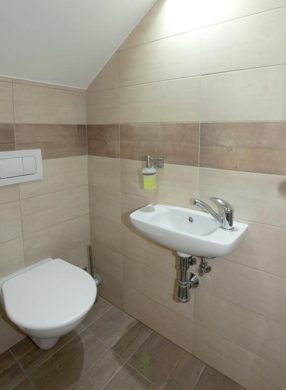 Apartman Pod Skalou V Ceskem Raji Besedice Ngoại thất bức ảnh