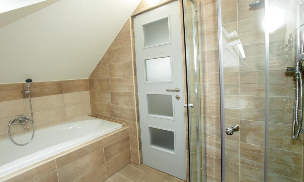 Apartman Pod Skalou V Ceskem Raji Besedice Ngoại thất bức ảnh