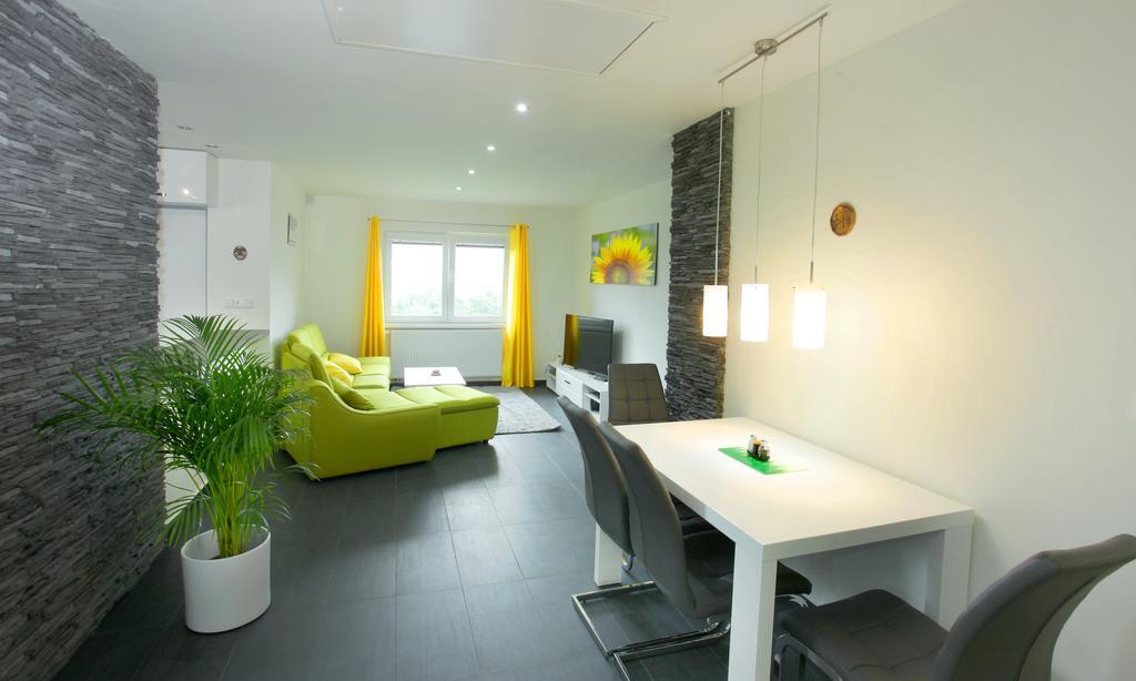 Apartman Pod Skalou V Ceskem Raji Besedice Ngoại thất bức ảnh